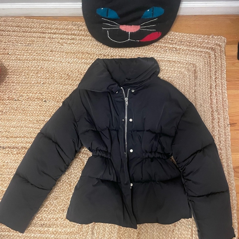 Hours Guadalupe Puffer Jacket